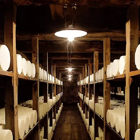 فندق مبيت وإفطار La Ferme Du Marronnier Valence-d'Albigeois